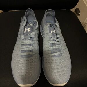 Under Armour Women's Blue Athletic Shoes